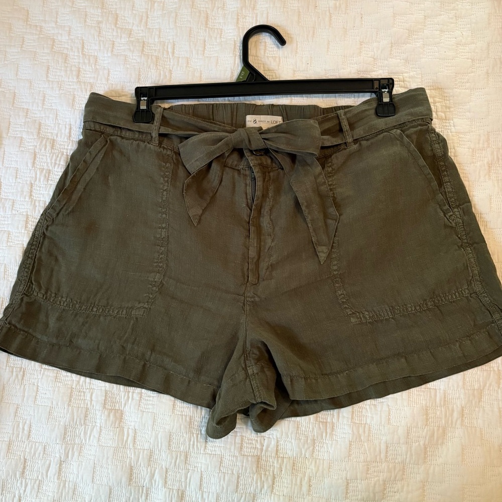 Lou & Grey for Loft Olive High Waist Women's Shorts